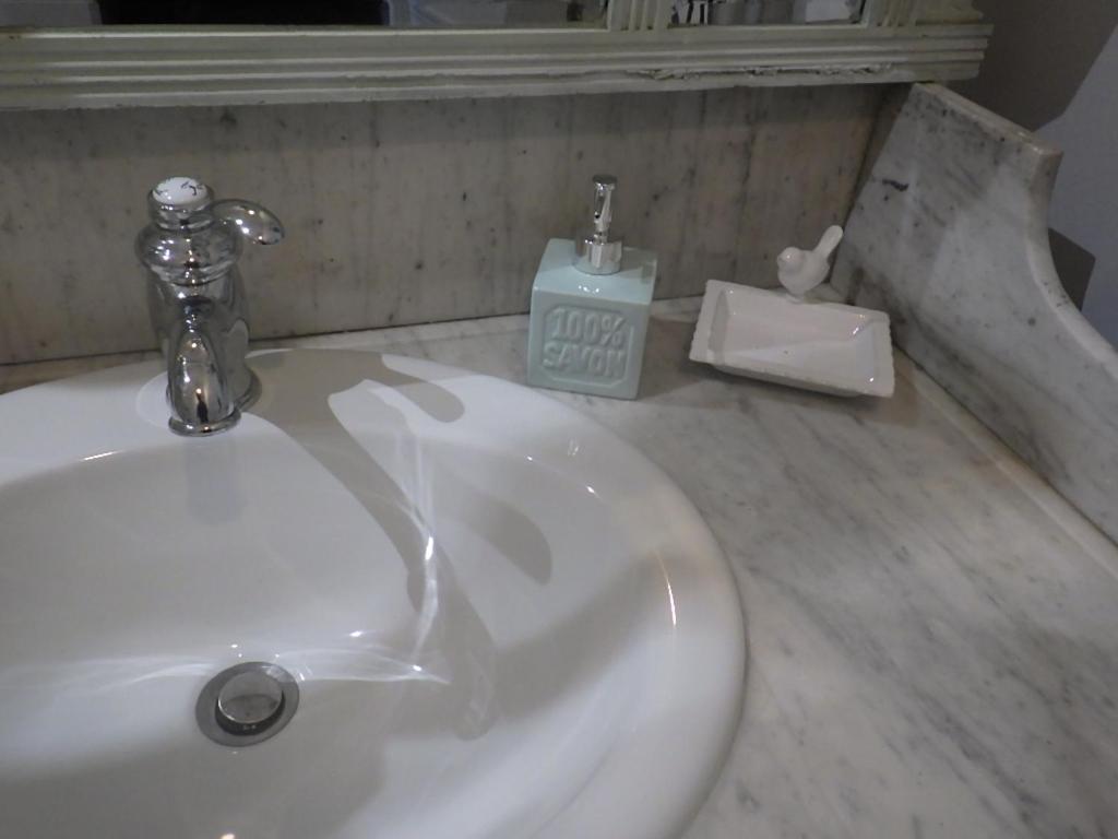 Bed and Breakfast Castel De La Comtesse Blois Exterior foto