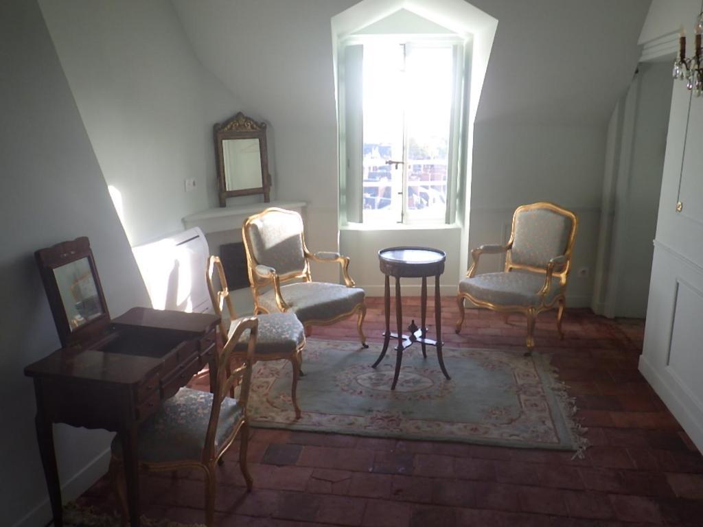 Bed and Breakfast Castel De La Comtesse Blois Exterior foto